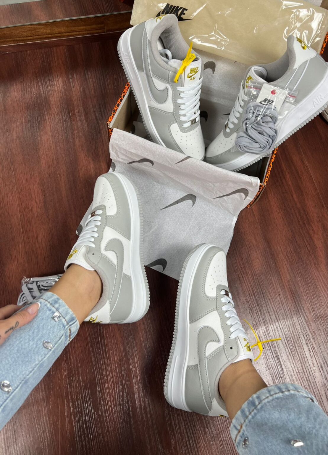Tênis Nike Air Force Branco Cinza Feminino Premium